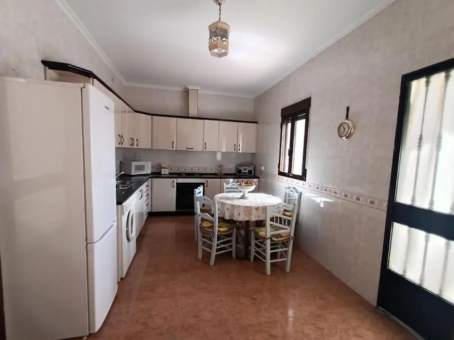Vivienda Rural Los Iberos M&M, Castellar de Santisteban Holiday home
